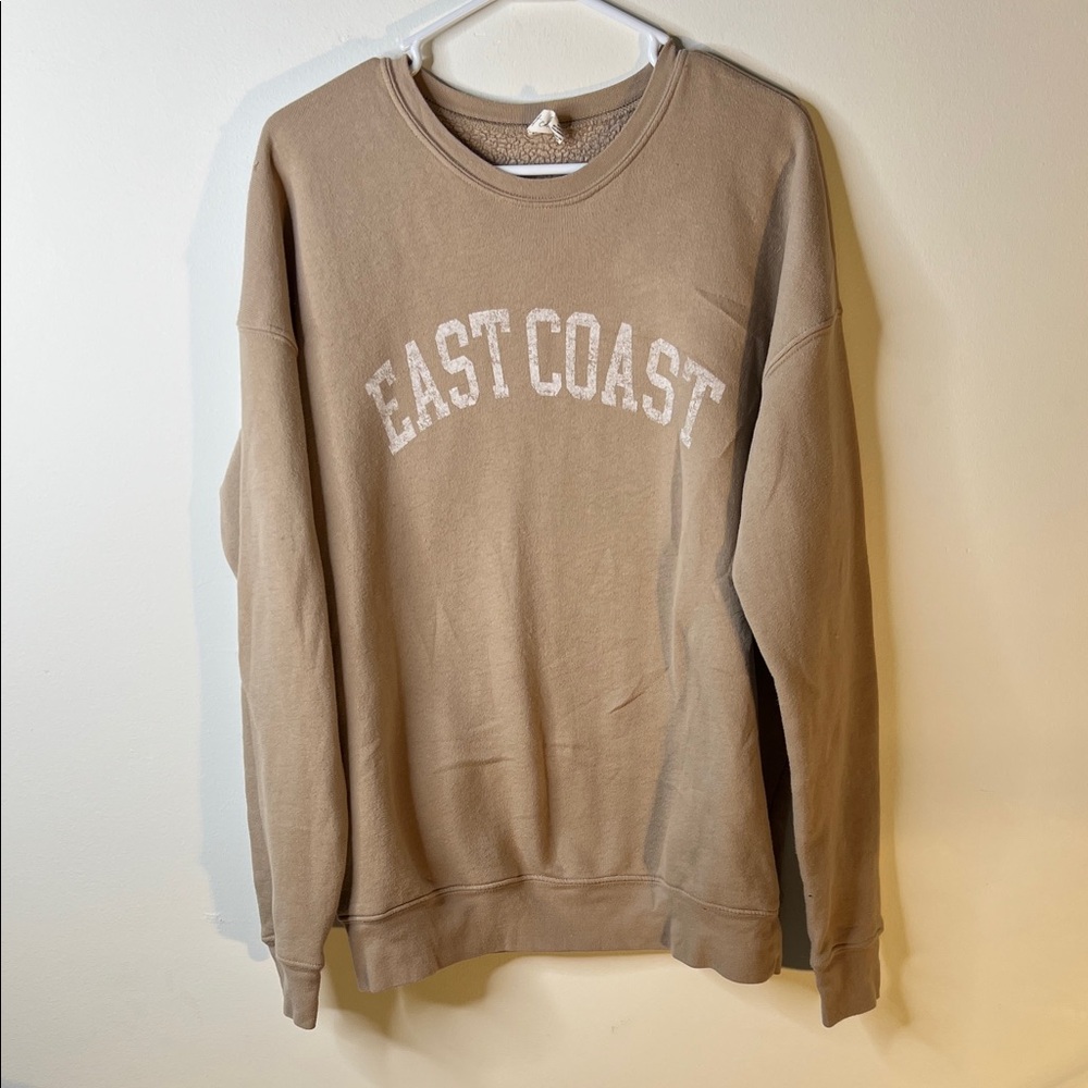 🔴 East Coast Oversized Crewneck - Women’s Size Large